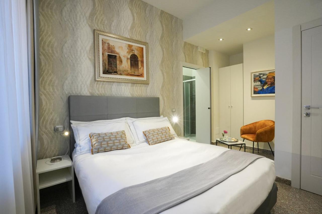 Monza City Rooms & Studios Bagian luar foto
