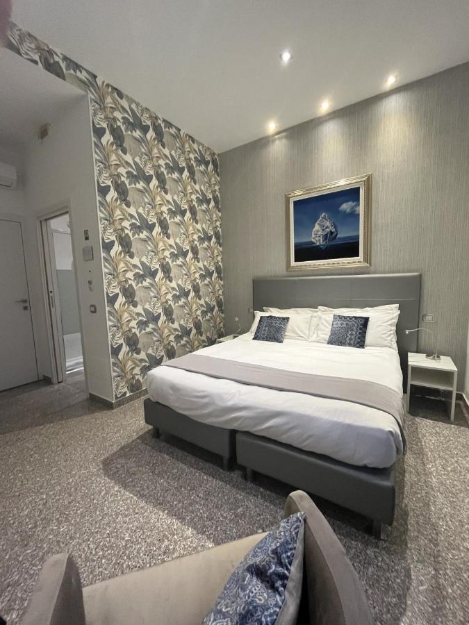 Monza City Rooms & Studios Bagian luar foto