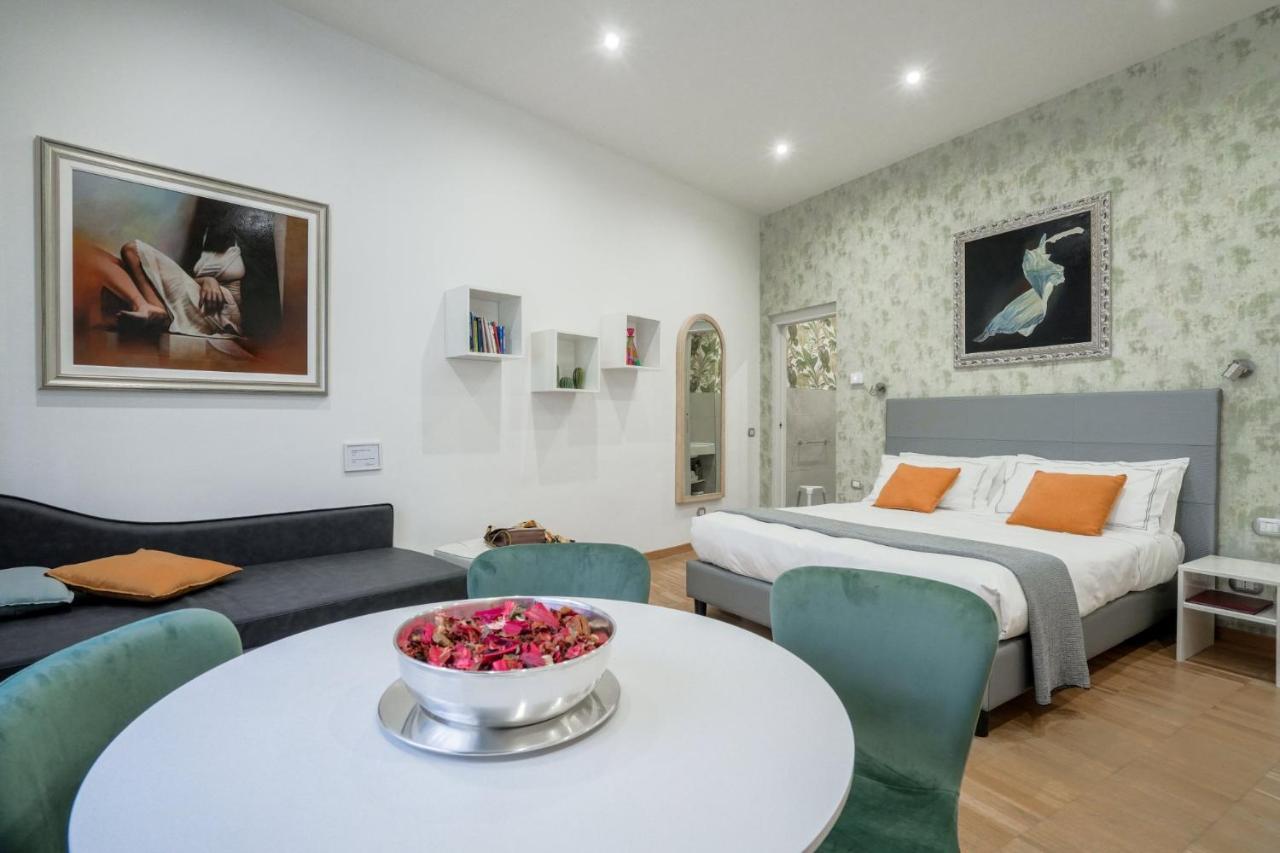 Monza City Rooms & Studios Bagian luar foto