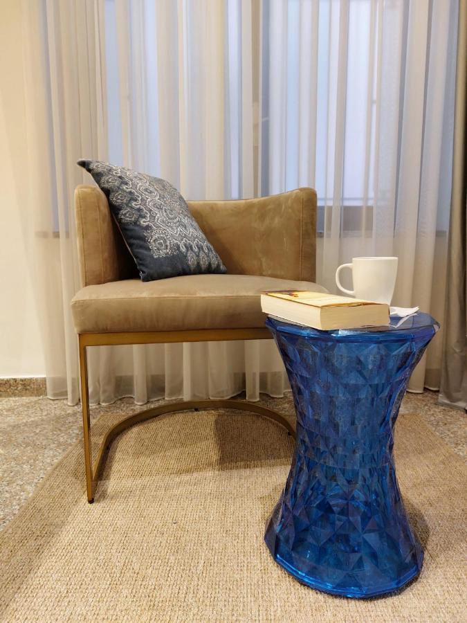 Monza City Rooms & Studios Bagian luar foto