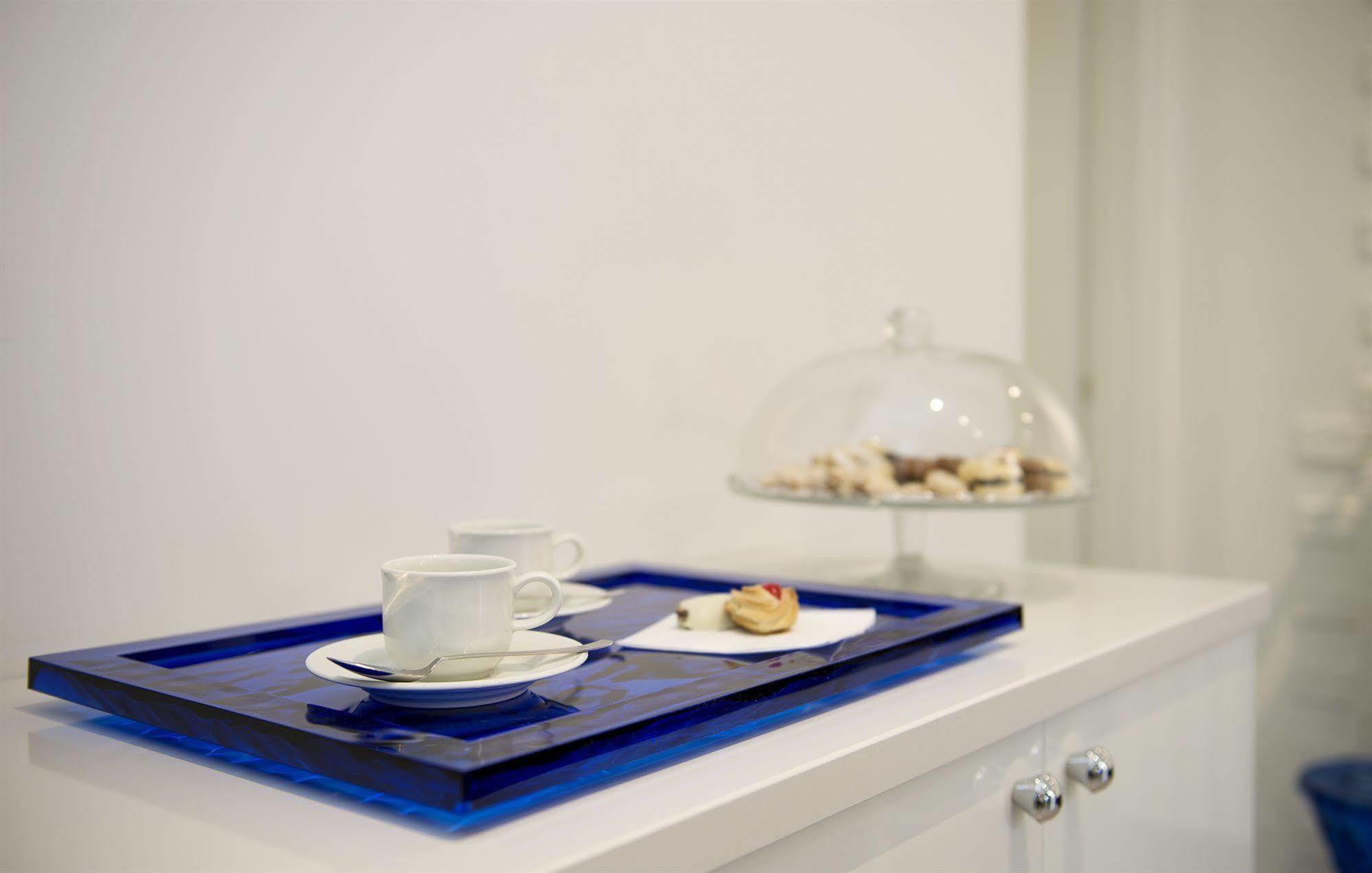 Monza City Rooms & Studios Bagian luar foto